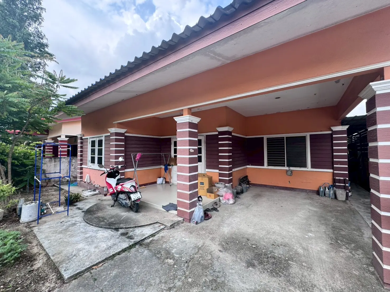 บ้านเดี่ยว หมู่บ้านหนองบัว อารยา หลังซอยวัดละหารไร่ ต หนองบัว อ บ้านค่าย จ ระยอง