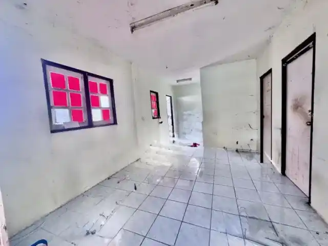 บ้านเดี่ยวชั้นเดียว หมู่บ้านอิสเทิร์น วัลเล่ย์ ต มาบยางพร อ ปลวกแดง จ ระยอง