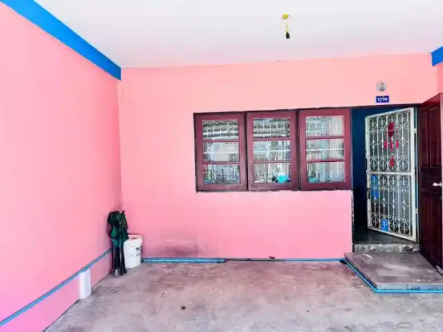 ทาวน์เฮ้าส์2ชั้น หมู่บ้านโชคดีเกาะพรวด ต เชิงเนิน อ เมือง จ ระยอง