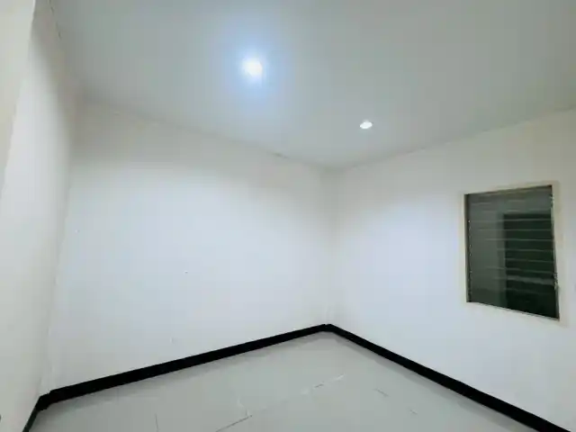 ทาวน์เฮ้าส์ชั้นเดียว หมู่บ้านบูรพาฮิลล์ โขดหิน ต ทับมา อ เมือง จ ระยอง