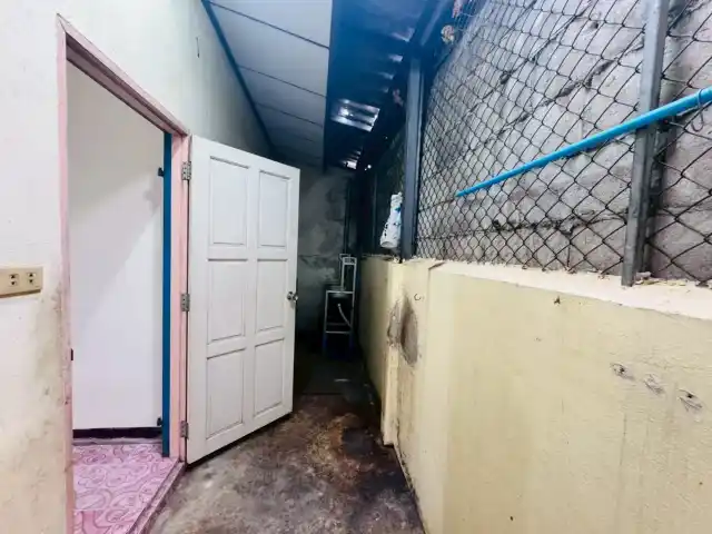 บ้านทาวน์เฮ้าส์ชั้นเดียว 22 1ตรว หมู่บ้านแวนด้าการ์เด้น ต มาบข่า อ นิคมพัฒนา จ ระยอง